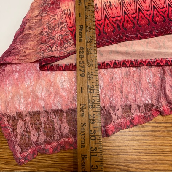 Womens One World Live and Let Live high low top with Lace & Studs Size Small JD - Picture 7 of 9